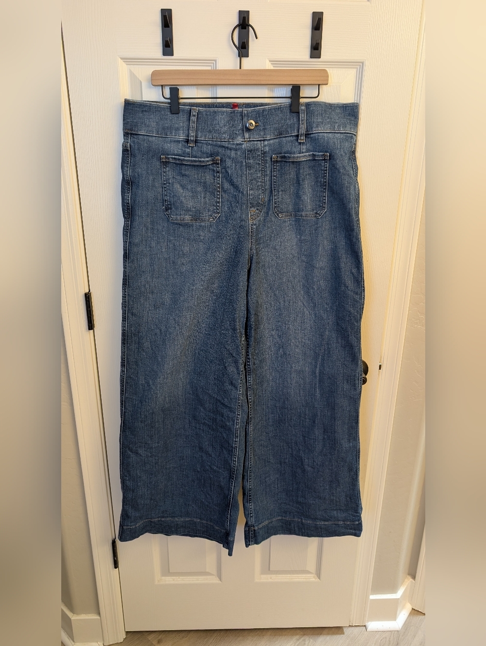 Spanx Wide Leg Cropped Jeans 1x TALL